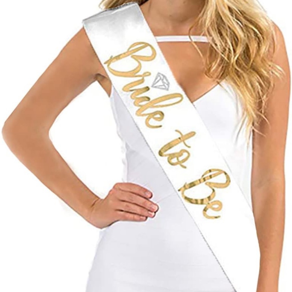 🎁 Holiday Clearance! Bride to Be Sash